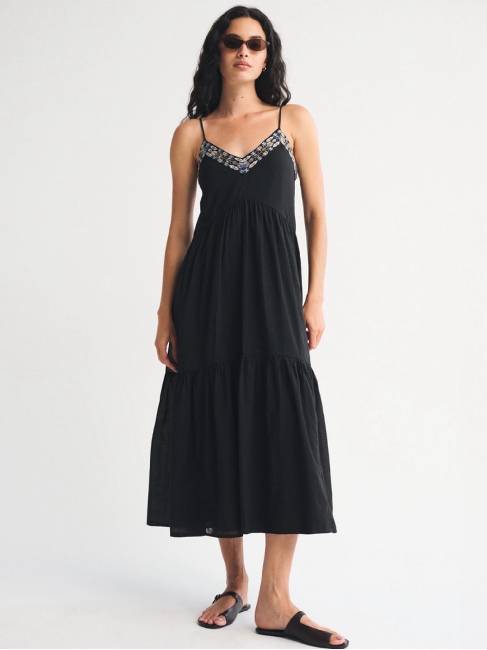 Abercrombie & Fitch V-Neck Flowy Maxi Dress